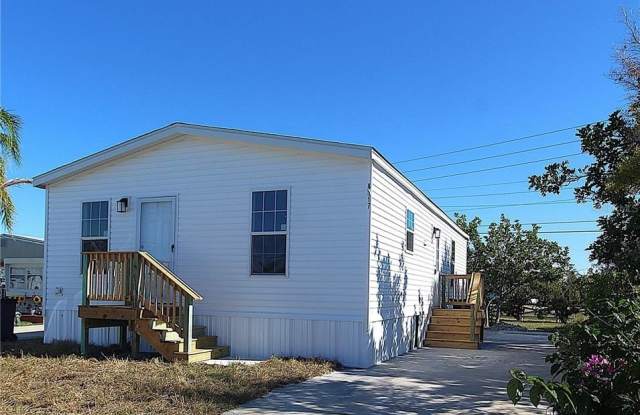 Photo of 4117 10TH STREET COURT E