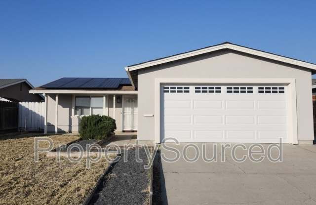 863 La Playa Ct