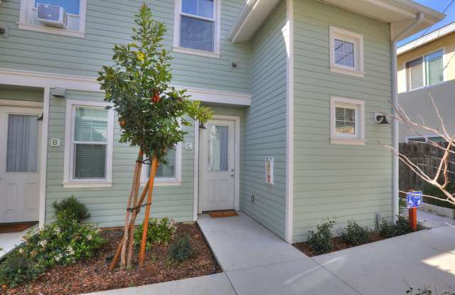 318 W Micheltorena Street