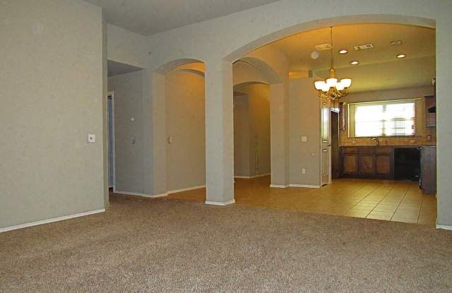 Available for Showings Now! MOVE IN SPECIAL $250 off the 1st Month's Rent!!