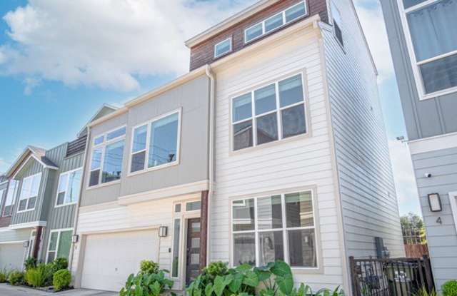 Photo of 430 Clay