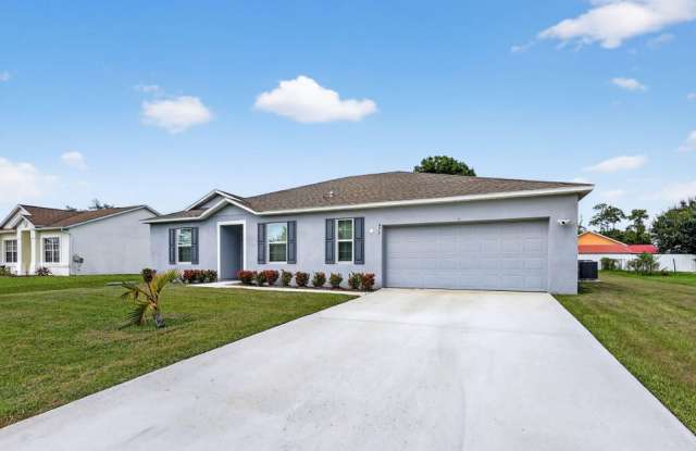 657 Northeast Horizon Lane