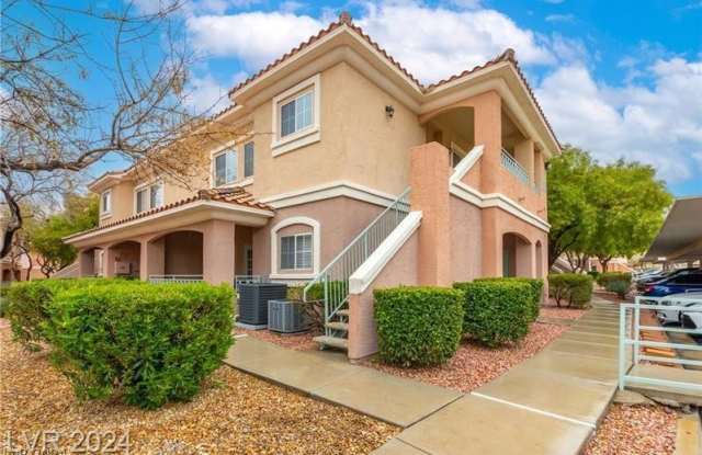 352 Amber Pine Street