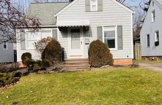 Photo of 123 Gould Ave