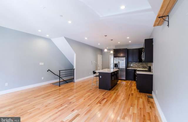 853 N 20TH STREET