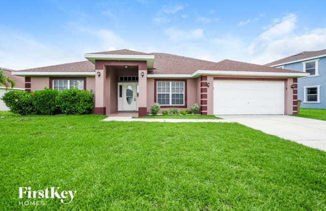 8140 Liriope Loop - 8140 Liriope Loop, Lehigh Acres, FL 33972