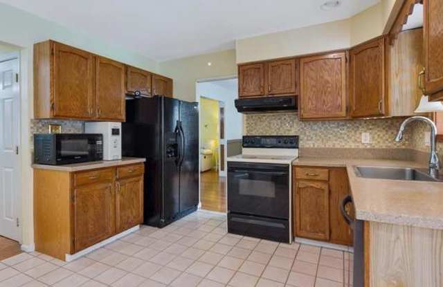 3 Bedroom Single Family Home in Newark New Castle County DE 3 Bedroom Single Family Home in Newark New Castle County DE