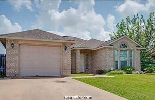 1300 Ridgedale Street - 1300 Ridgedale Street, Bryan, TX 77803