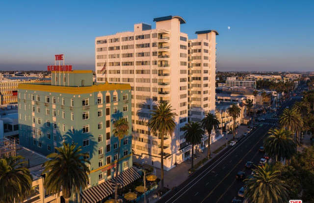 Pacific Plaza