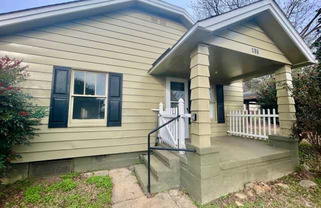 Welcome to this charming 2-bedroom, 1-bathroom home located in the scenic Kings Mountain, NC