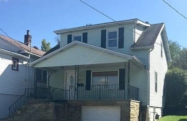 307 Summit Ave. - 307 Summit Avenue, Ellwood City, PA 16117