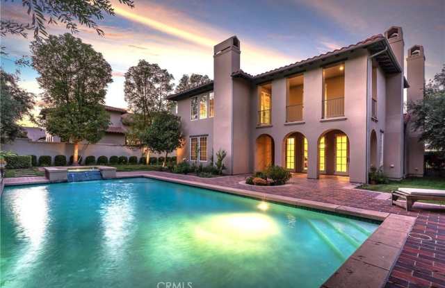 25440 Prado De Las Peras