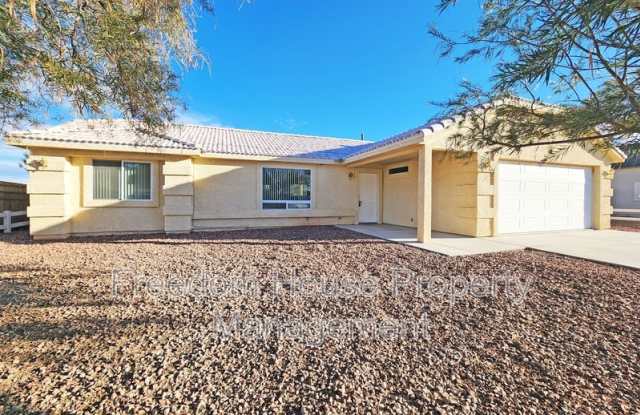 960 Lone Pine