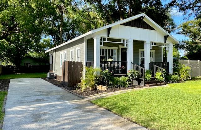 209 W KNOLLWOOD STREET - 209 West Knollwood Street, Tampa, FL 33604