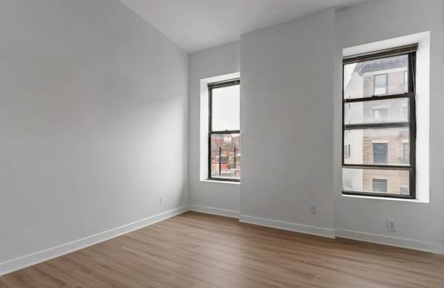 411 Manhattan Avenue