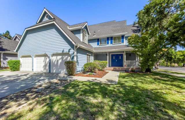 590 Sullivan DR