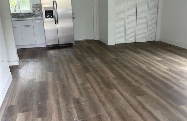 1460 Northeast 143rd Street