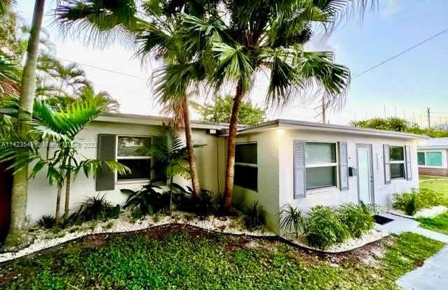 1335 NE 13th Ave - 1335 Northeast 13th Avenue, Fort Lauderdale, FL 33304