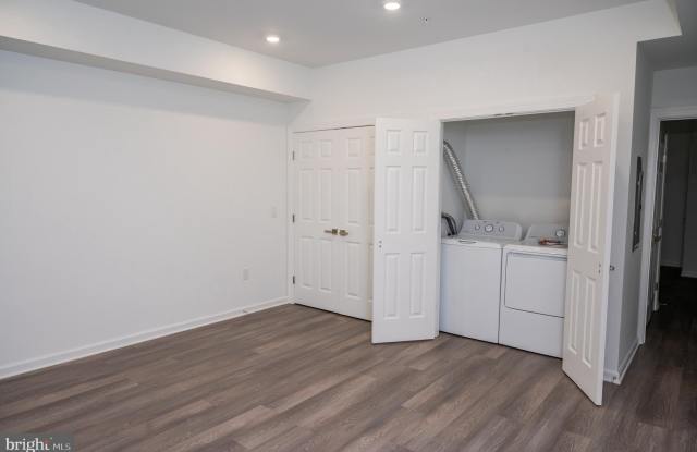 2333 GERMANTOWN AVENUE