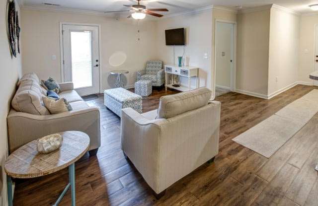 2759 Towne Boulevard Unit D12