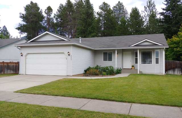 Photo of "Fully Furnished Single-level Home!"