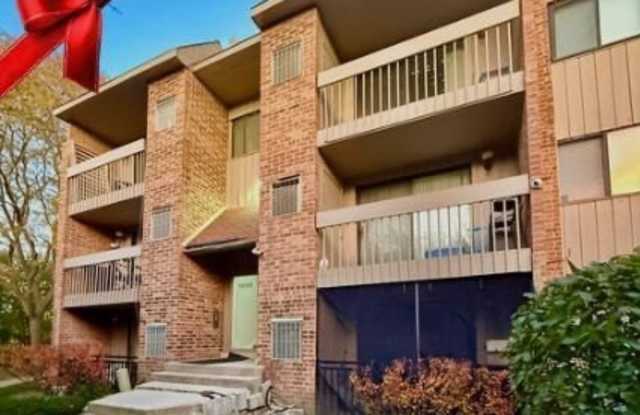 Photo of 1498 E Ports O' Call Drive