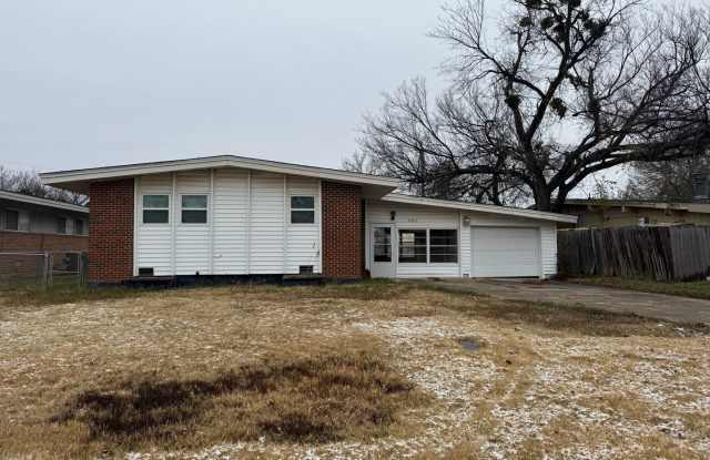 Photo of 3907 NW Denver