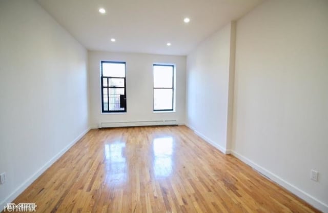 310 W 116th St 5B - 310 West 116th Street, New York City, NY 10026