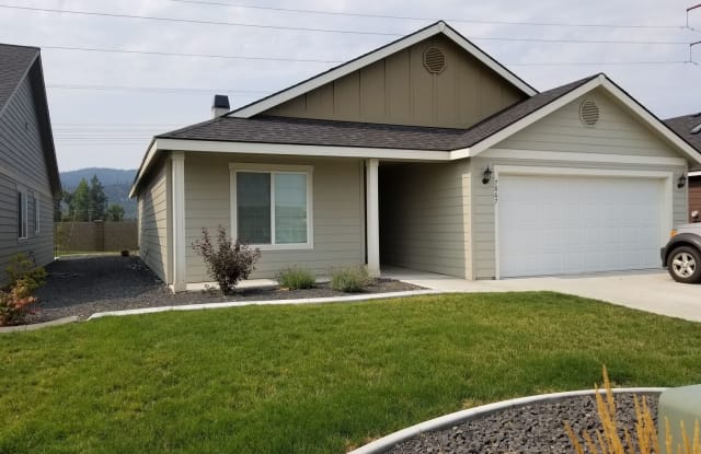 7867 Kayak Court - 7867 West Kayak Court, Rathdrum, ID 83858