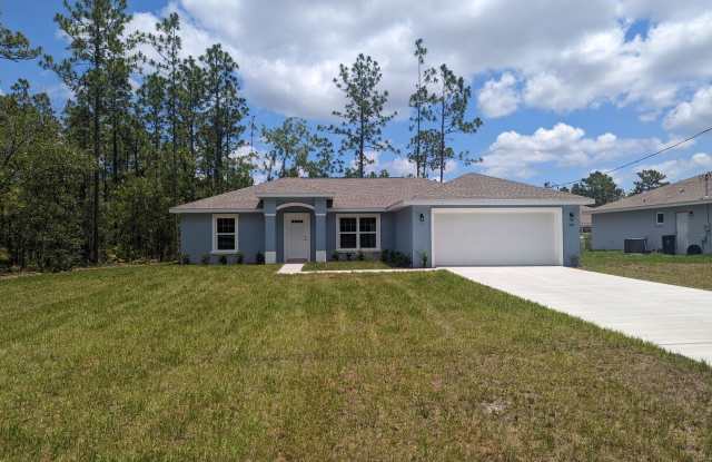 1427 W Cary Dr