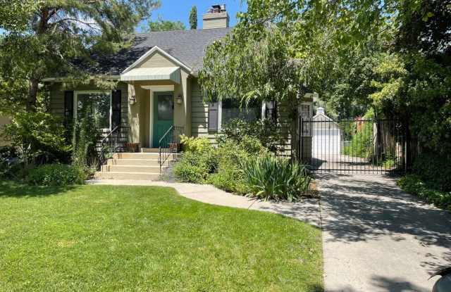 Charming 3 Bedroom Home in Sugarhouse!