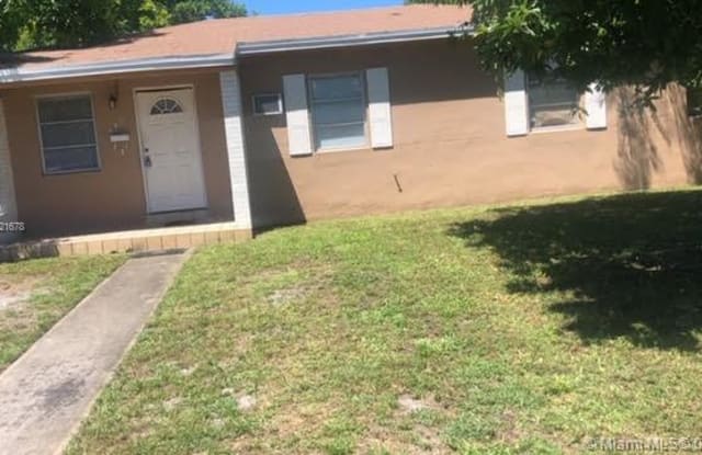 551 NW 187th St - 551 Northwest 187th Street, Miami Gardens, FL 33169