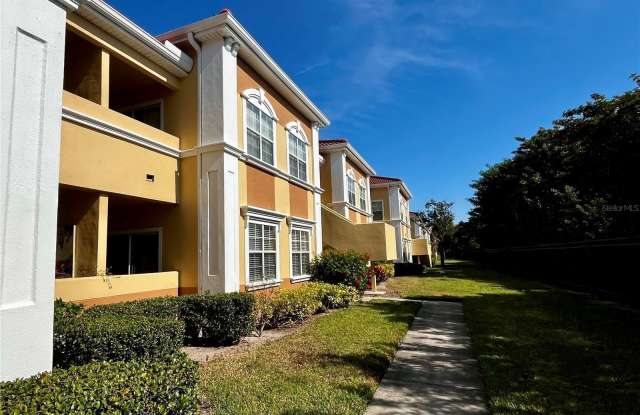 1000 VILLAGIO CIRCLE