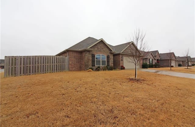 310 Napoli  LN - 310 Napoli Lane, Centerton, AR 72719