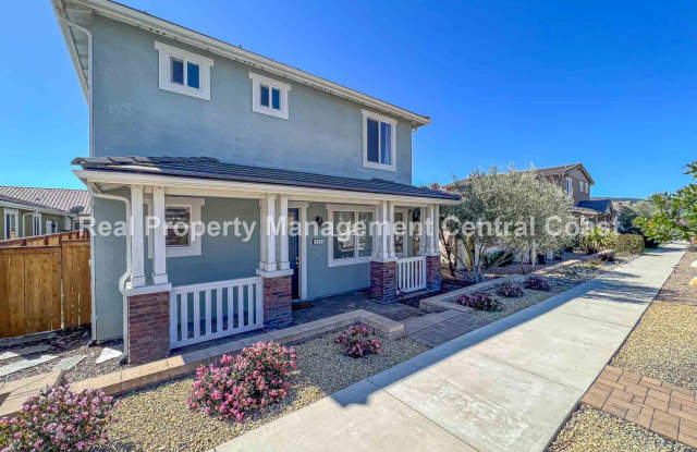 AVAILABLE NOW - Spacious San Luis Obispo Home - 3 Bed / 2.5 Bath photos photos