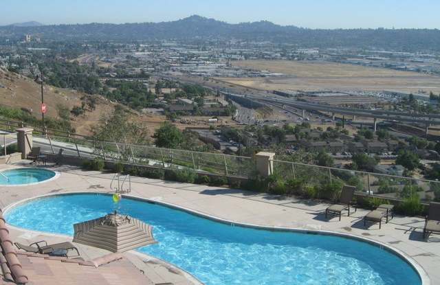 3 br 31/2 ba North Star @ Sky Ranch