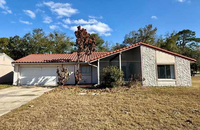Charming 2 Bedroom, 2 Bathroom Single-Family Home in the Orlando Area!