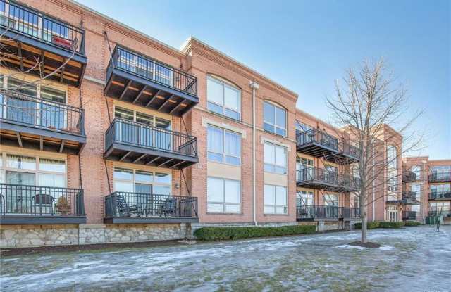 Photo of 101 S Union St