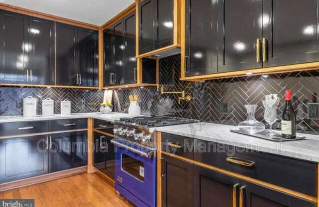 1301 H St NE Ph 7