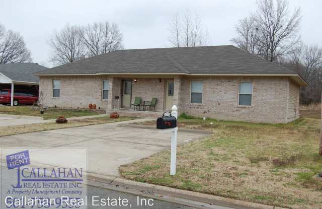 1035 Gina Circle - 1035 Gina Circle, Jacksonville, AR 72076