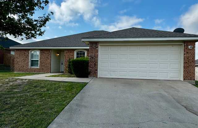 Spacious 4 Bedroom 2 Bath