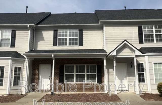 2829 Bennington Dr