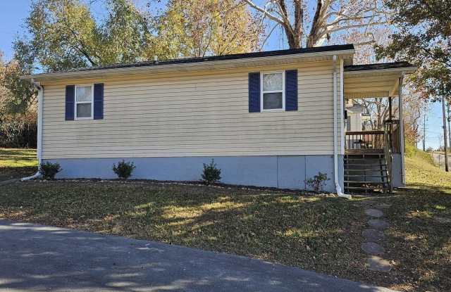 1228 E Sullivan Court