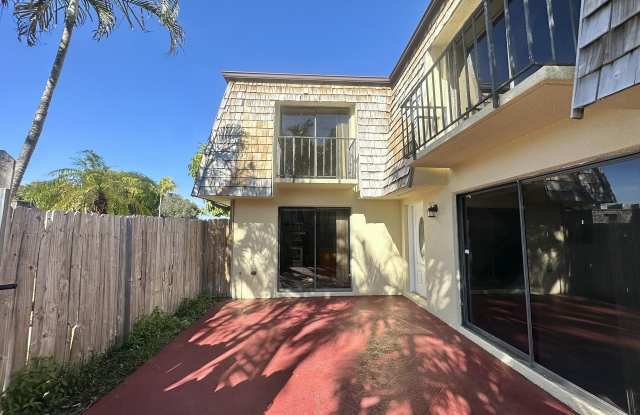 225 Lake Arbor Drive