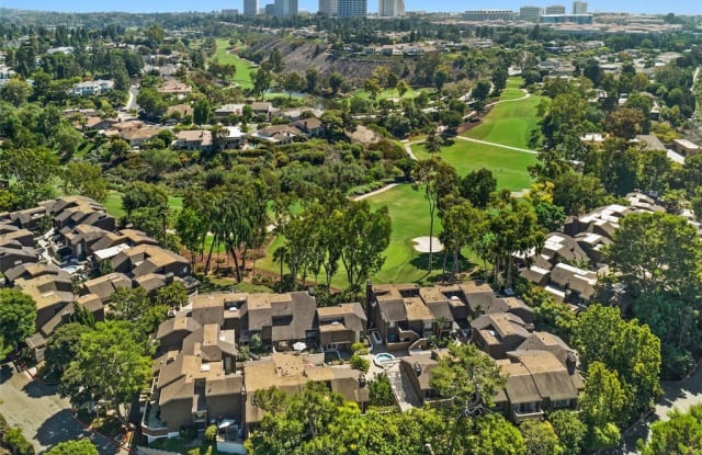 33 Sea Island Drive - 33 Sea Island Drive, Newport Beach, CA 92660