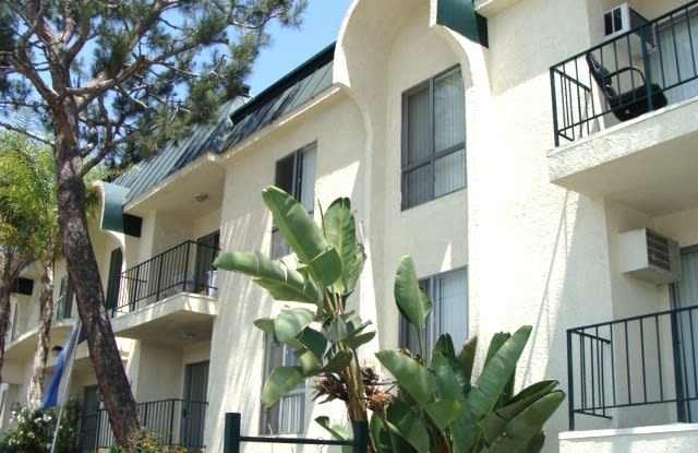 Photo of 20317 Saticoy St.