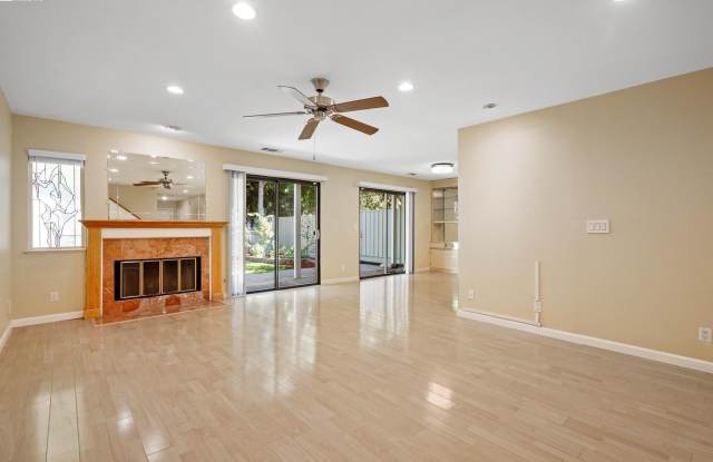 5227 Riverdale Court