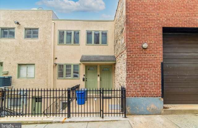 Photo of 4111 MAIN Street unit: B