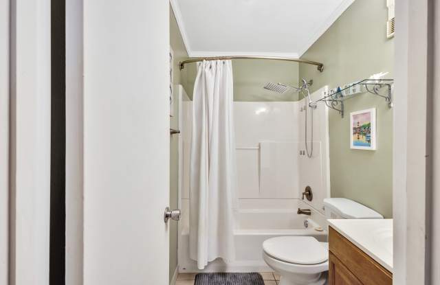 Photo of 239 Beach City Road