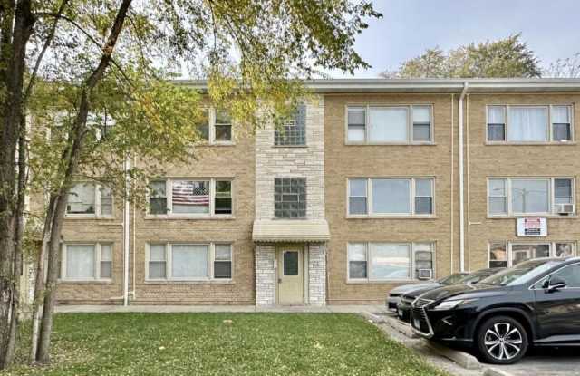 Photo of 7630 Milwaukee